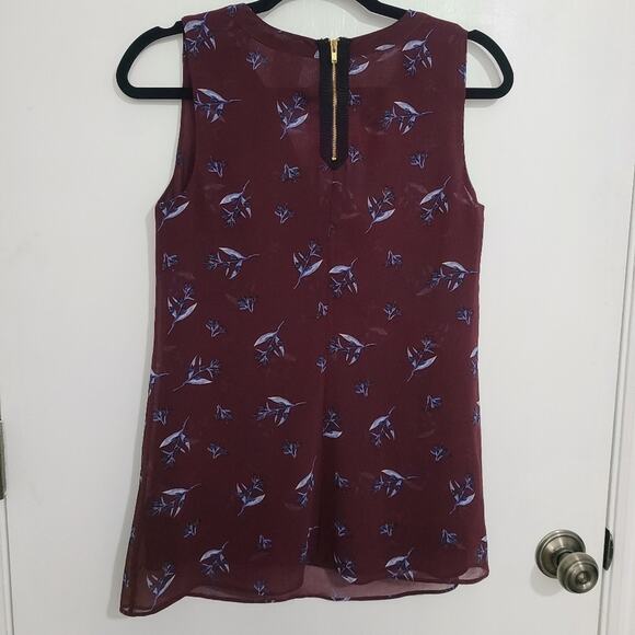 Cabi Womens Sz XS Burgundy Bluee Icy Floral Bouquet Sleeveless Tank Blouse - Picture 2 of 4